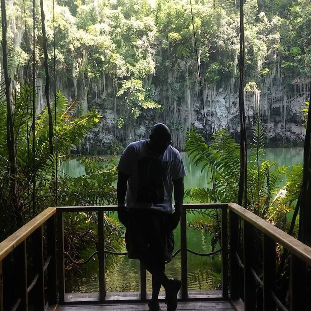 Meet your Posher, Julish